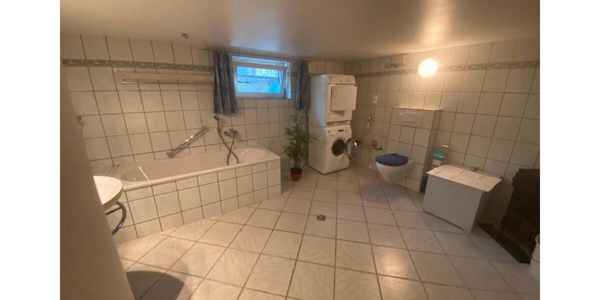 Reihenhaus Dassel - 5 Zimmer, 155 m&sup2;, 198.000&euro; | Angebot:26227421