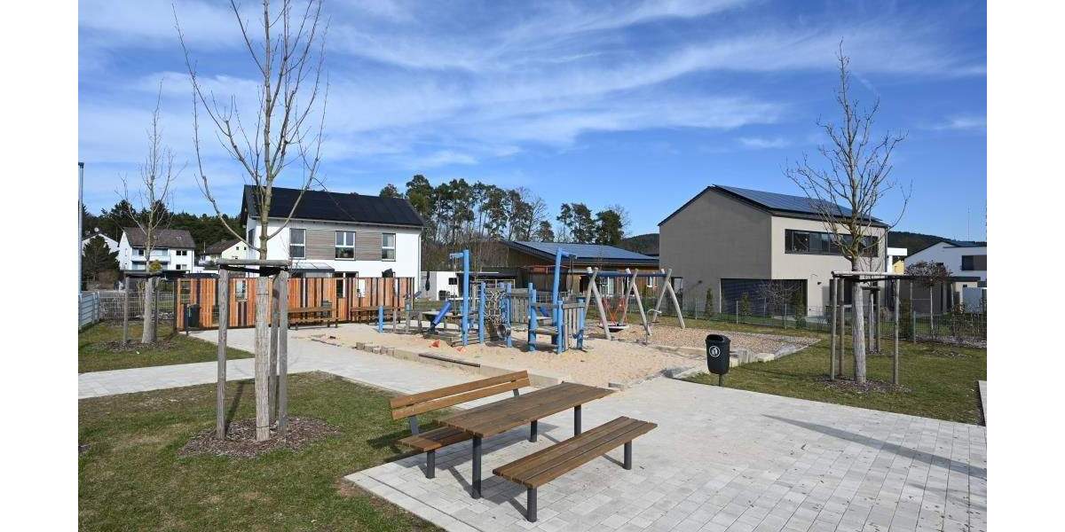 Etagenwohnung Burgthann Heinleinshof - 3 Zimmer, 93 m&sup2;, 439.171&euro; | Angebot:25845936