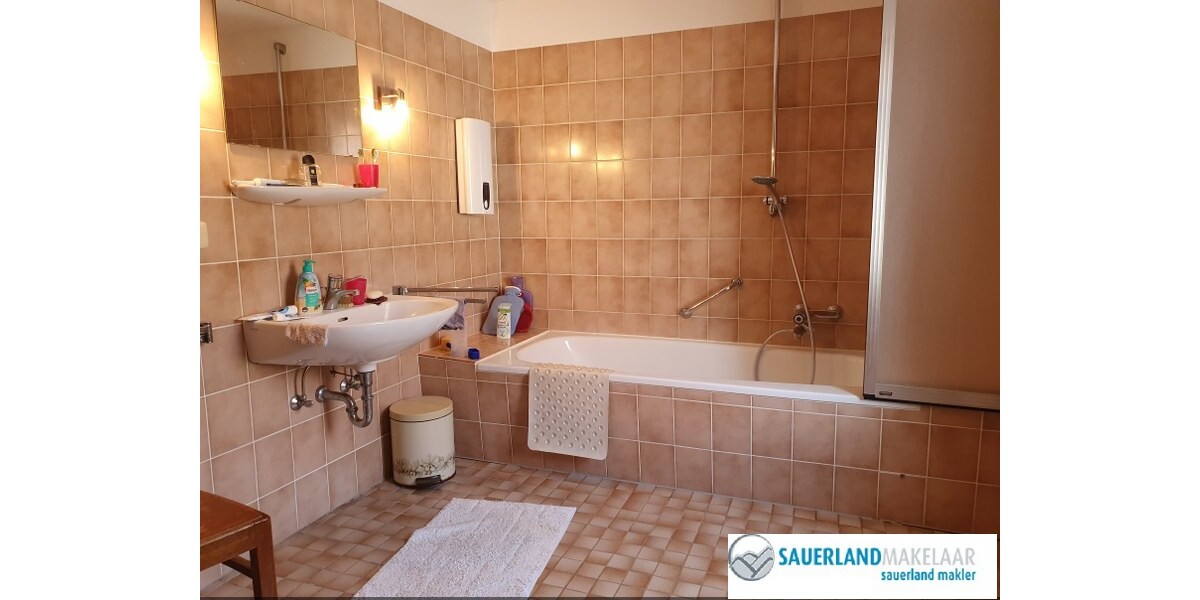Freistehendes Haus mit Aussicht in Stormbruch - Einfamilienhaus Diemelsee-Stormbruch Stormbruch | Angebot:8767926
