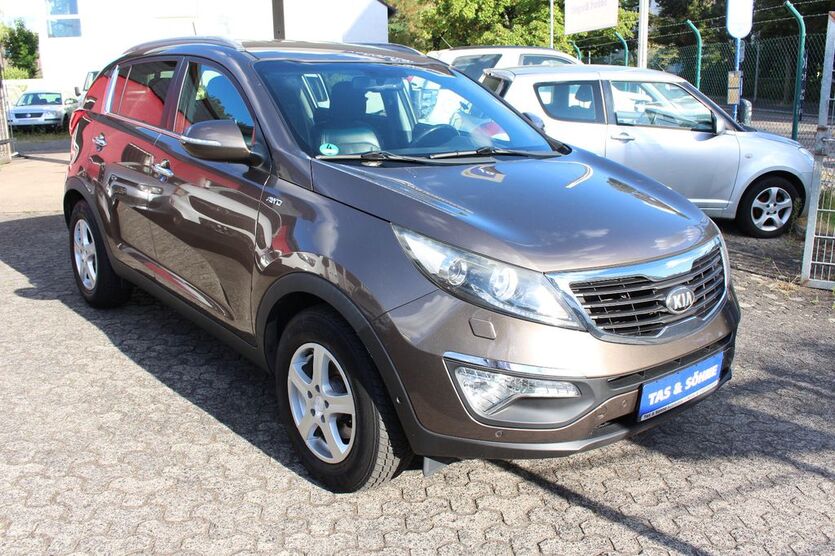 Kia Sportage 160.100 km 10.900 € Hanau 63452