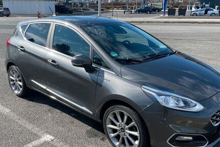 Ford Fiesta 90.000 km 10.600 &euro; Frankfurt 60489