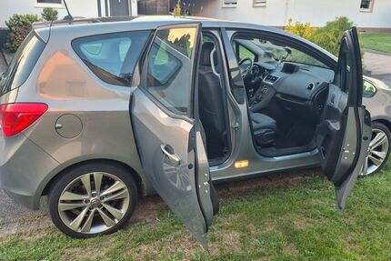 Opel Meriva 124.000 km 6.200 &euro; Troisdorf 53842