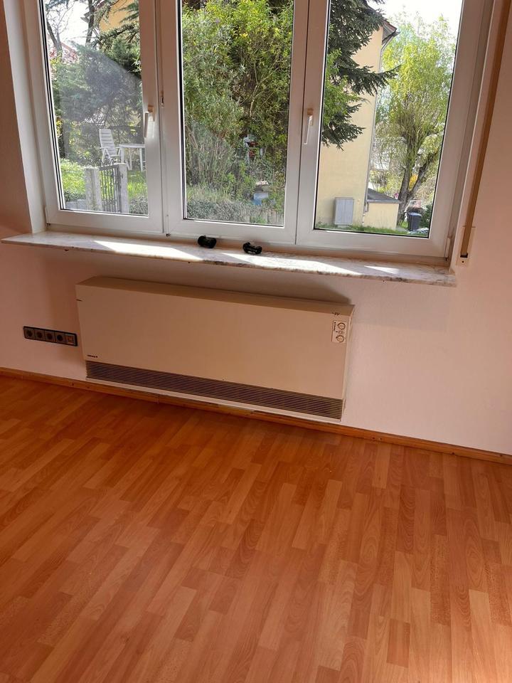 Schöne 2 Zimmer Wohnung zu vermieten in Esslingen Hegensberg zimmer