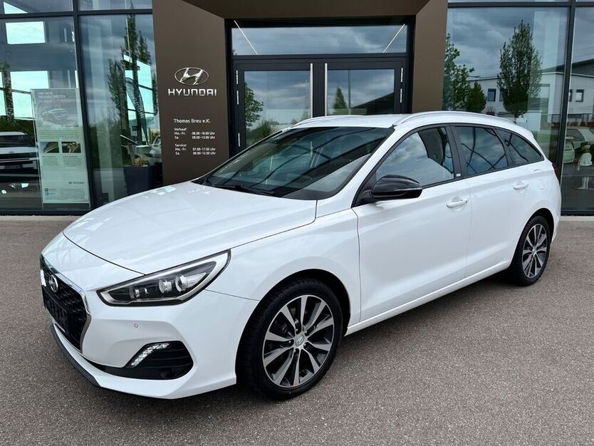 i30