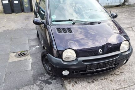 Renault Twingo 220.000 km 900 &euro; Duisburg 47166