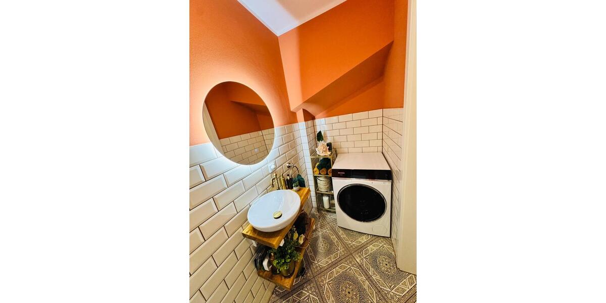 Großzügige luxuriöse Maisonette-Wohnung mit ca. 106 m² Wohnfläche 4 zimmer