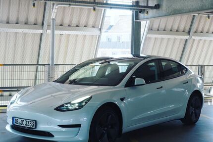 Tesla Model 3 25.000 km 29.000 € Johannesberg 63867
