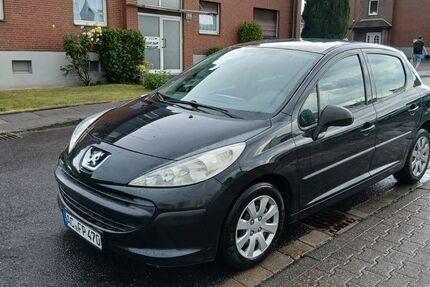 Peugeot 207 129.000 km 1.800 &euro; Aachen 52066