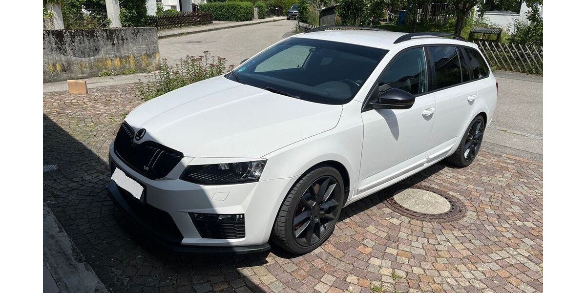 Skoda Octavia 93.000 km 18.800 &euro; Bruckmühl 83052