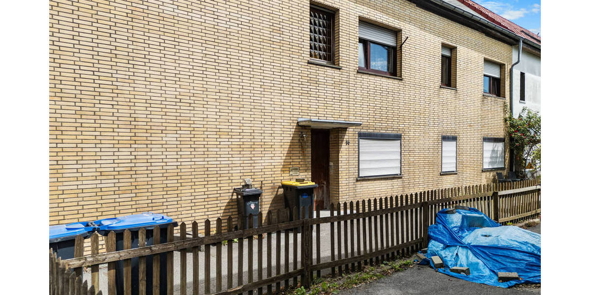 Herzogenrath - Zweifamilienhaus vielseitig nutzbar - Zweifamilienhaus Herzogenrath | Angebot:22985184