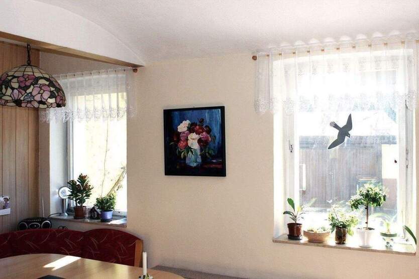 Großes EFH (oder Mehrfamilienhaus) in einem Ortsteil von Dipps!