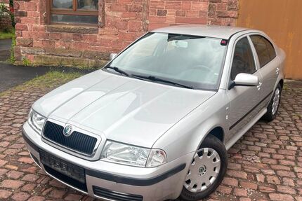 Skoda Octavia 122.702 km 2.999 &euro; Freudenberg 97896