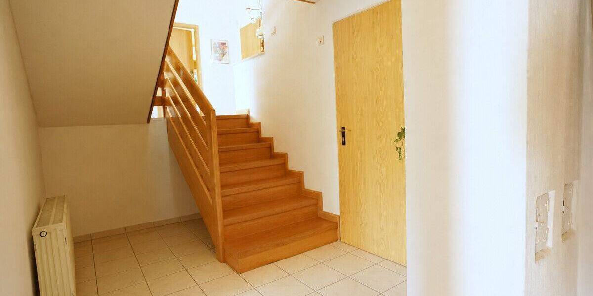 Reihenendhaus Baunatal Altenbauna - 4 Zimmer, 135 m&sup2;, 380.000&euro; | Angebot:26891805