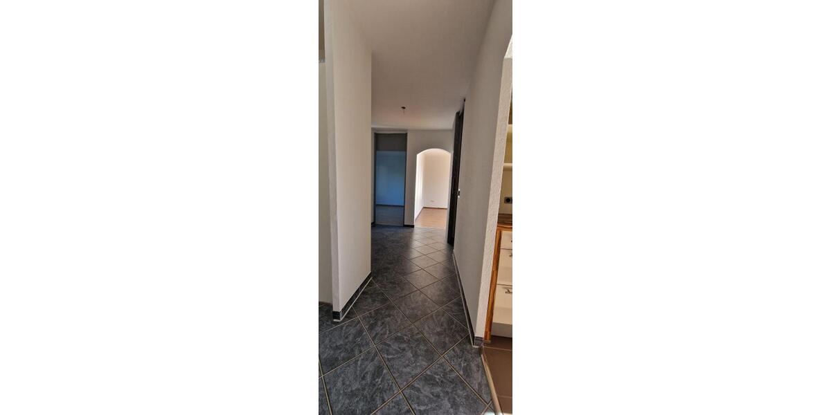 Provisionsfrei* Ruhige 3,5-Zimmer-Wohnung mit Südbalkon & Grünblick - Parkseite direkt unterm Dach in Mannheim-Vogelstang - Etagenwohnung Mannheim Käfertal | Angebot:27223340