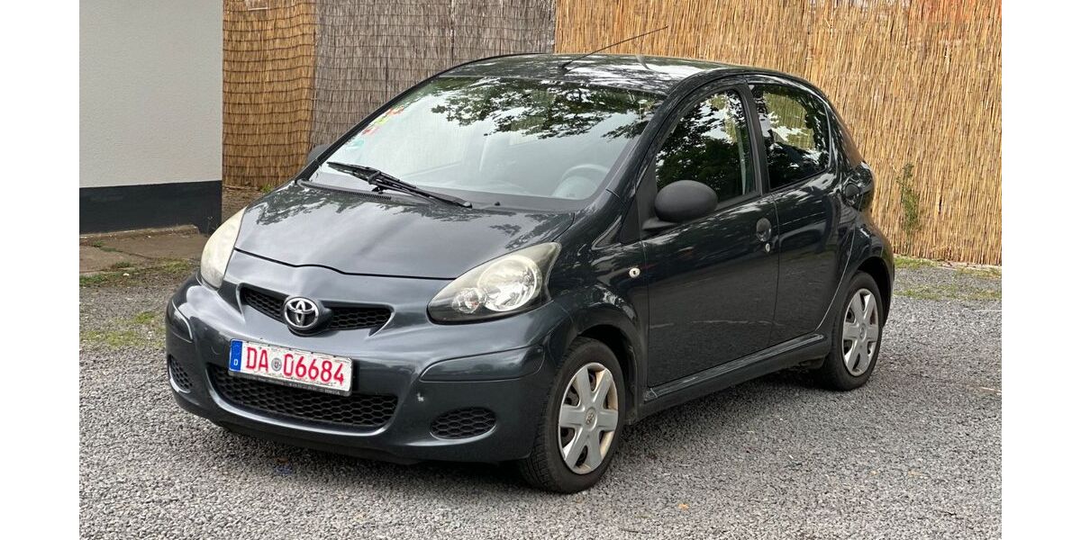 Toyota Aygo (X) 249.000 km 1.590 &euro; Darmstadt 64293
