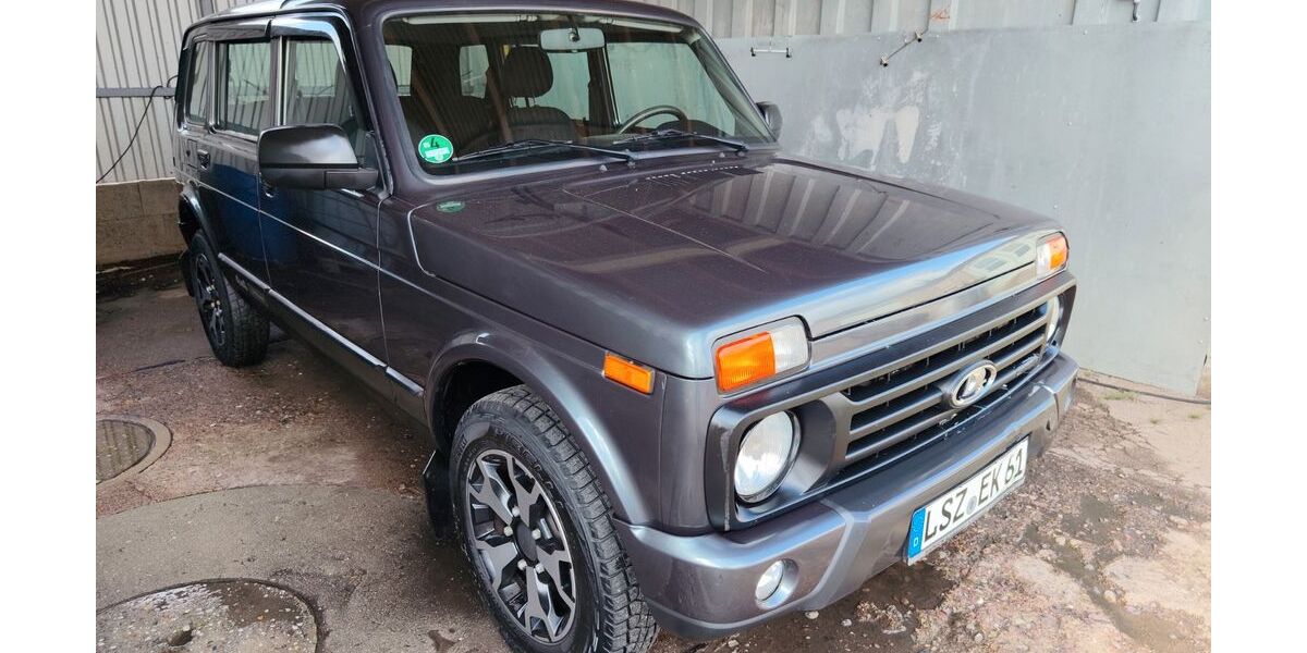 Lada Niva 41.500 km 19.999 &euro; Bad Langensalza 99947