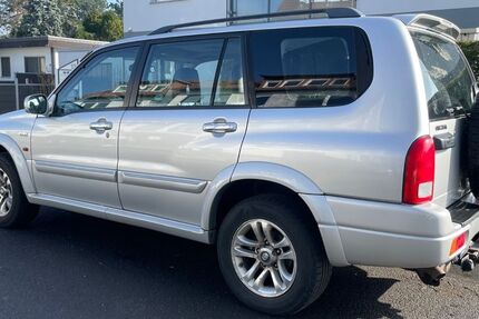 Suzuki Grand Vitara 149.000 km 7.900 &euro; Wiesbaden 65187