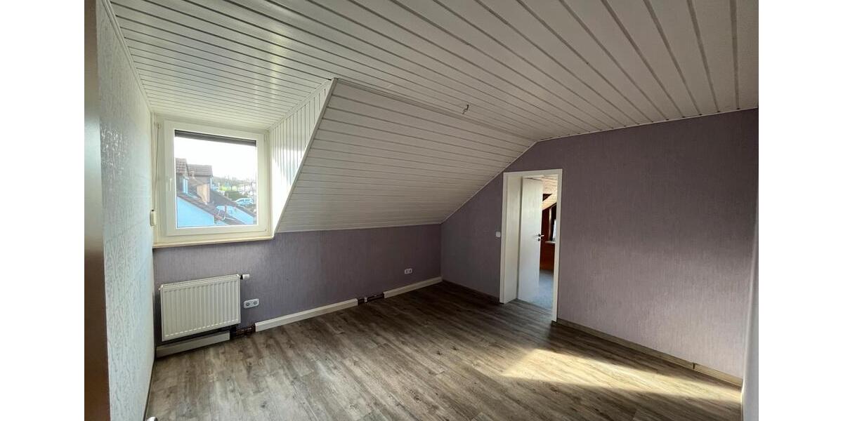 Reihenhaus Vellmar - 4 Zimmer, 135 m&sup2;, 350.000&euro; | Angebot:25239562