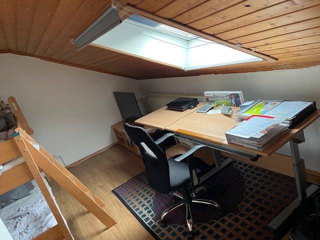 Dachgeschoßwohnung Ebsdorfergrund - 3 Zimmer, 115 m&sup2;, 750&euro; | Angebot:26406725