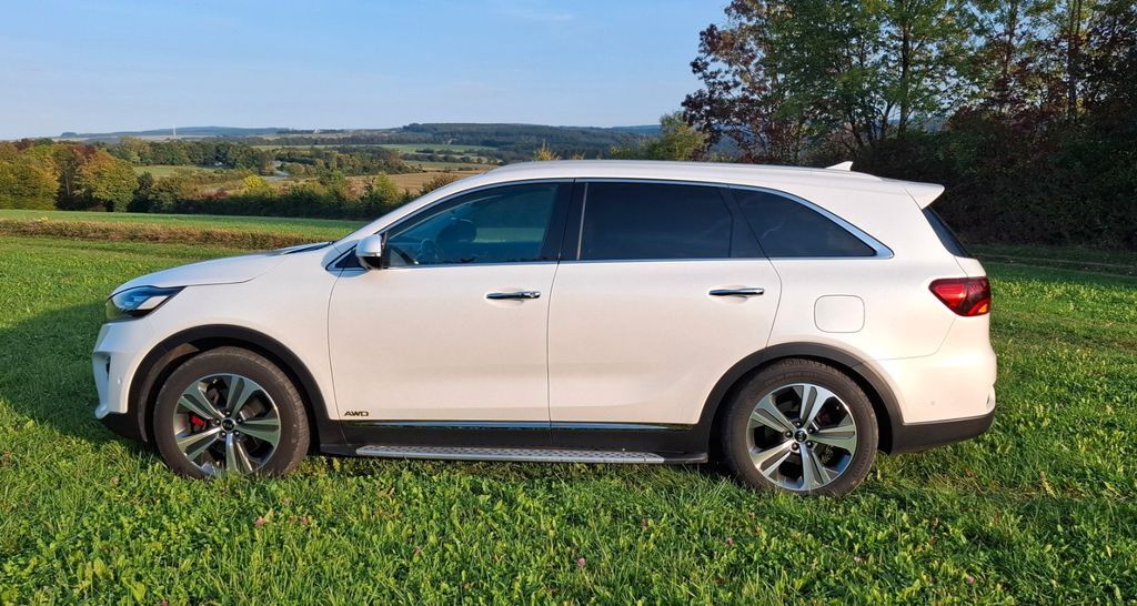 Kia Sorento 90.000 km 25.900 € Monzelfeld 54472