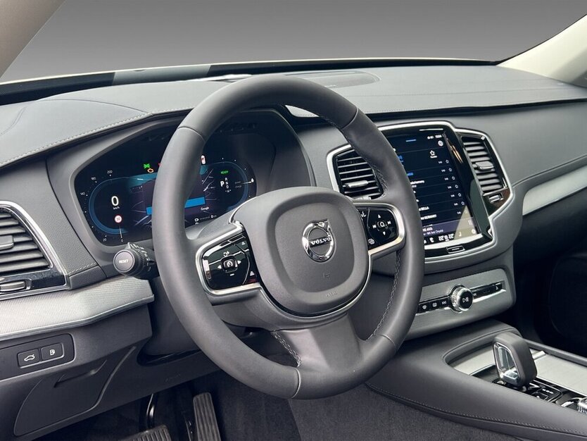 XC90 T8 Plus Bright AWD H&K Pano Kamera 7-Sitzer