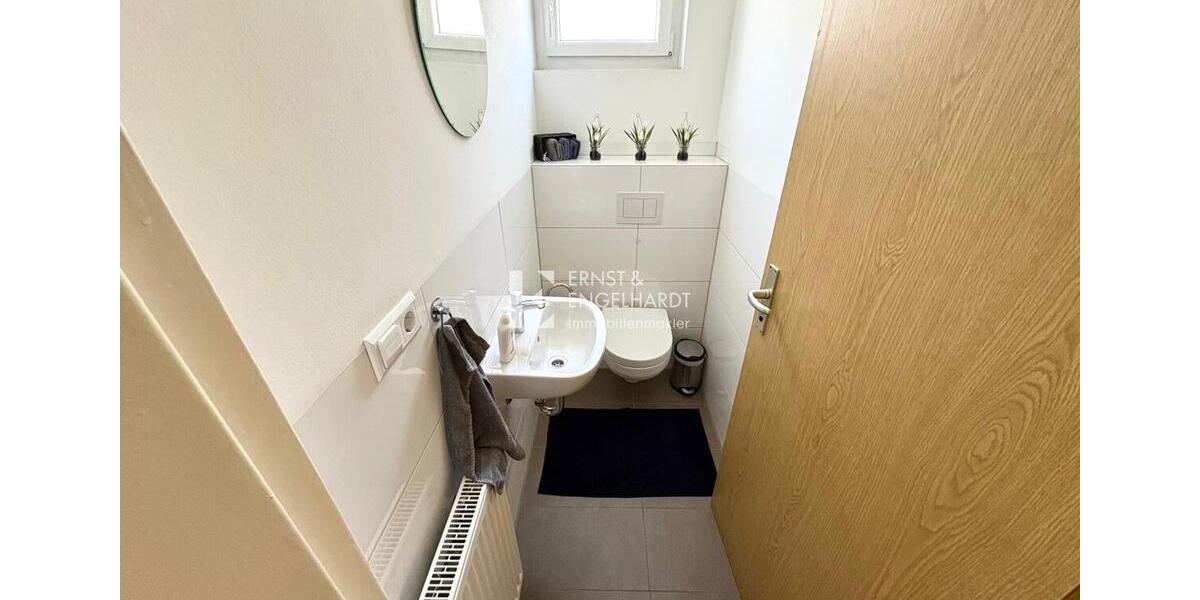 Erdgeschoßwohnung Kitzingen - 5 Zimmer, 112 m&sup2;, 1.100&euro; | Angebot:26253183