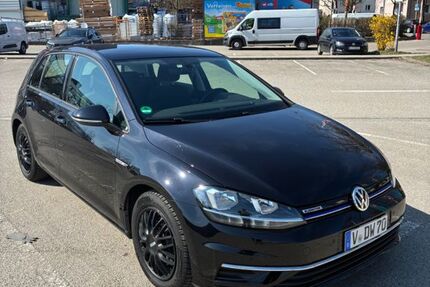 VW Golf 54.500 km 15.300 &euro; Oelsnitz 08606