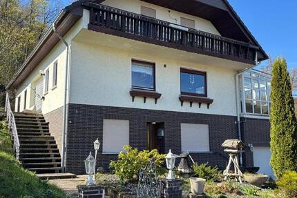 Haus Salzhemmendorf - 3 Zimmer, 130 m&sup2;, 990&euro; | Angebot:26122502