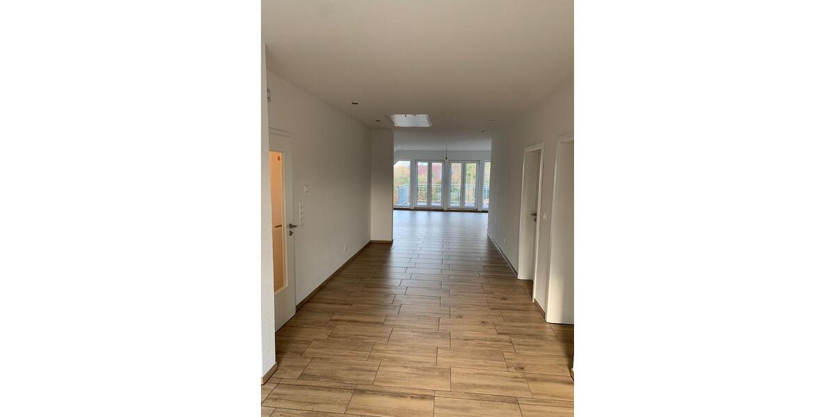 Dachgeschoßwohnung Papenburg - 4 Zimmer, 127 m&sup2;, 1.270&euro; | Angebot:24691194