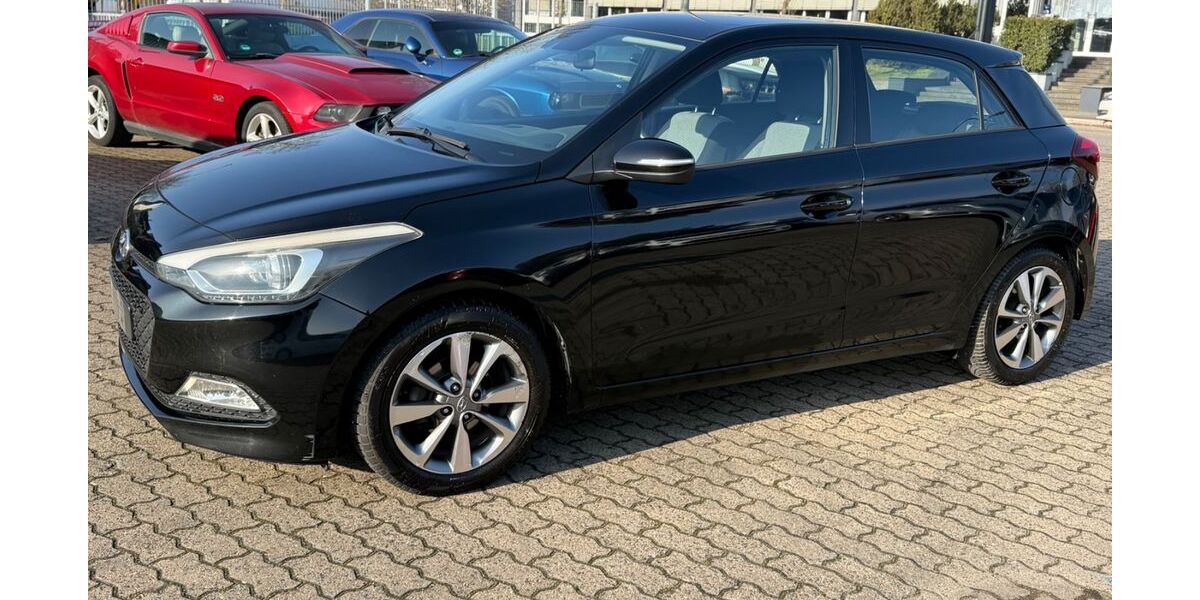 Hyundai i20 185.985 km 5.699 &euro; Hanau 63452