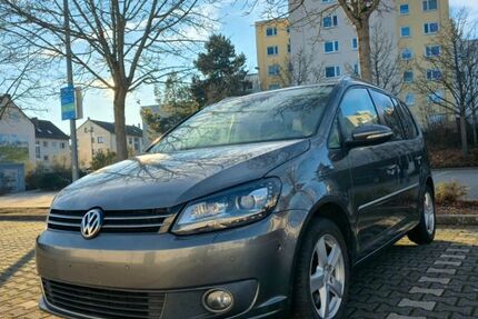 VW Touran 217.421 km 9.100 &euro; Wiesbaden 65197
