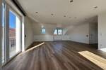 Leerstehende 3,5 Zi. Neubauwohnung mit Balkon, Dachboden, Keller & PKW Stellplatz 3 zimmer
