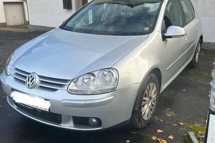 VW Golf 203.245 km 2.200 &euro; Lotte 49504