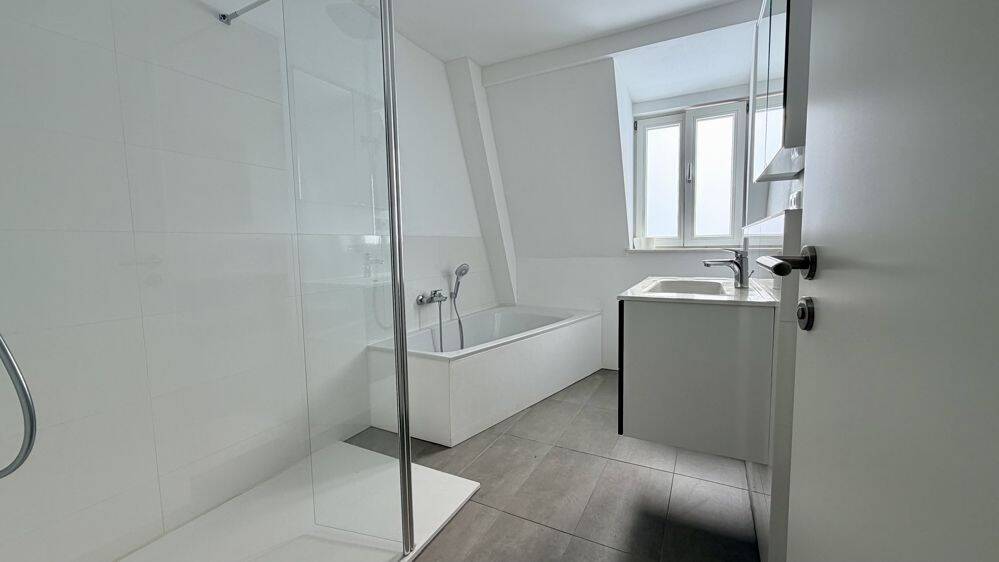 Etagenwohnung Coburg - 4 Zimmer, 85 m&sup2;, 810&euro; | Angebot:26796708