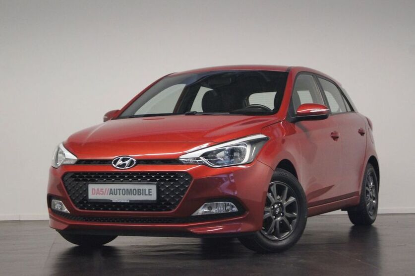 i20