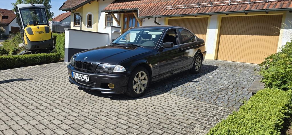BMW 320 200.000 km 3.900 &euro; Breitenbrunn 92363