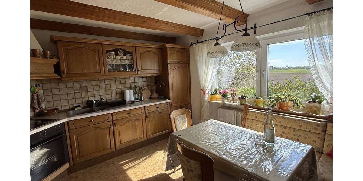 Einfamilienhaus Simbach am Inn / Kirchberg Simbach - 8 Zimmer, 215 m&sup2;, 320.000&euro; | Angebot:26817265