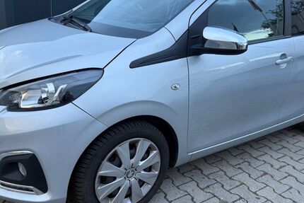 Peugeot 108 49.000 km 9.500 € Berlin 13581