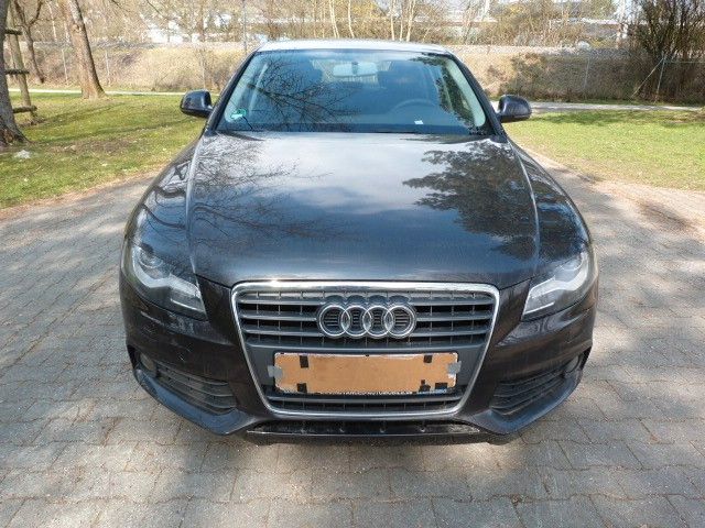 Audi A4 150.000 km 7.900 &euro; Tuttlingen 78532