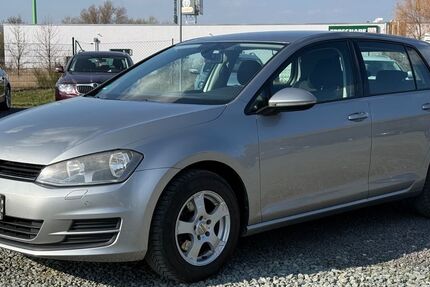 VW Golf 158.454 km 7.849 &euro; Hermsdorf/Schleifreisen 07629