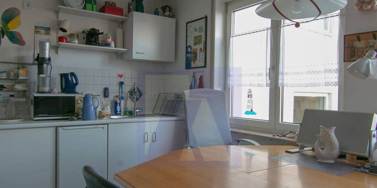 Gewerbeobjekt Friedrichshafen - 1 Zimmer, 90 m&sup2;, 298.000&euro; | Angebot:26107423