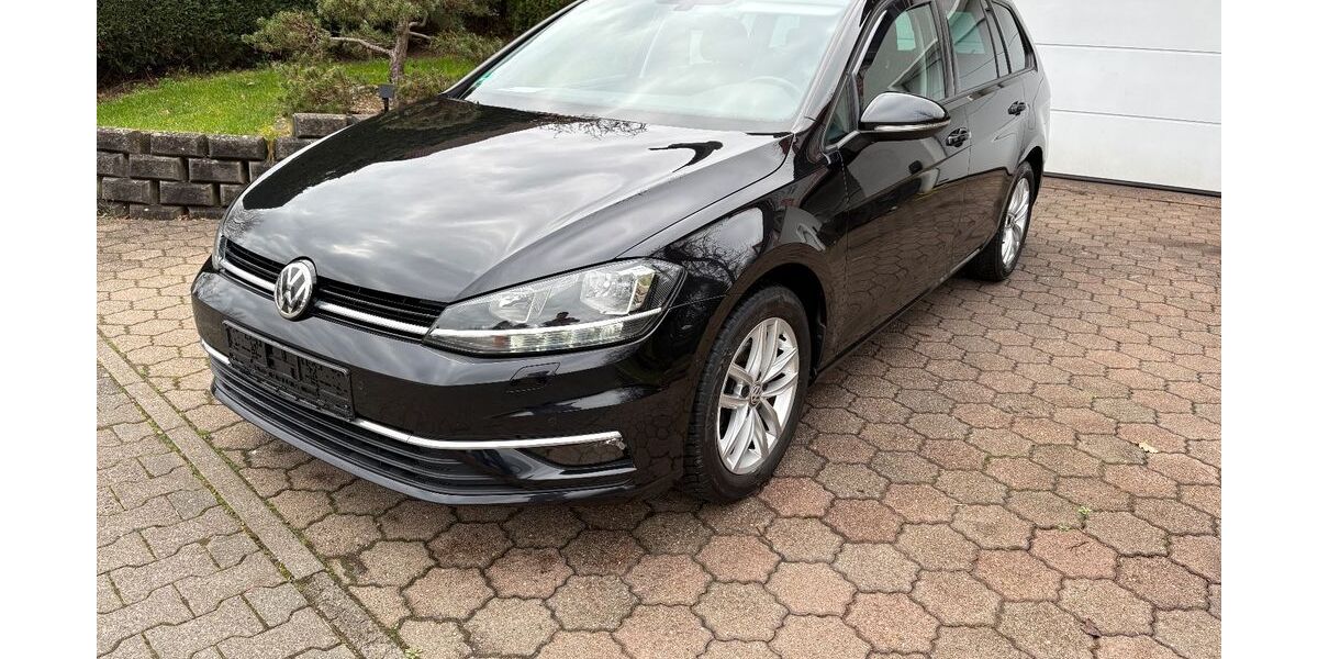 VW Golf 131.795 km 13.490 &euro; Bliesen (St. Wendel) 66606