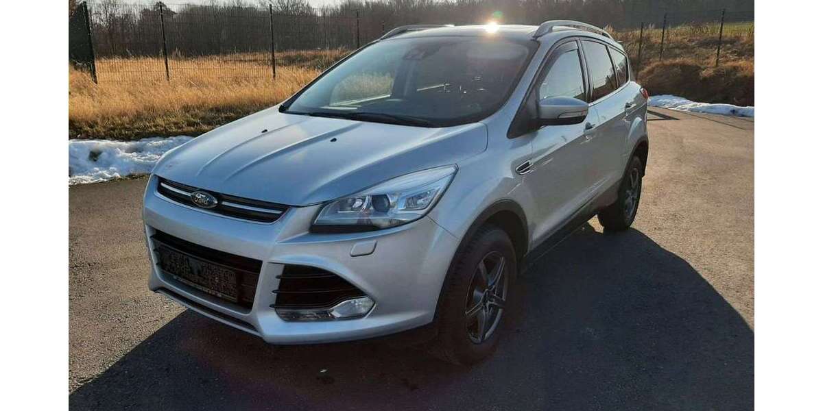 Ford Kuga 179.000 km 8.990 &euro; Dresden 01259