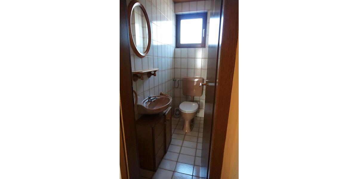 Einfamilienhaus Breidenbach - 7 Zimmer, 258 m&sup2;, 249.000&euro; | Angebot:26869708