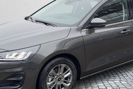 Ford Focus 3.990 km 27.278 &euro; Bamberg 96052