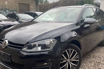 VW Golf 184.000 km 5.950 &euro; Berlin 10245