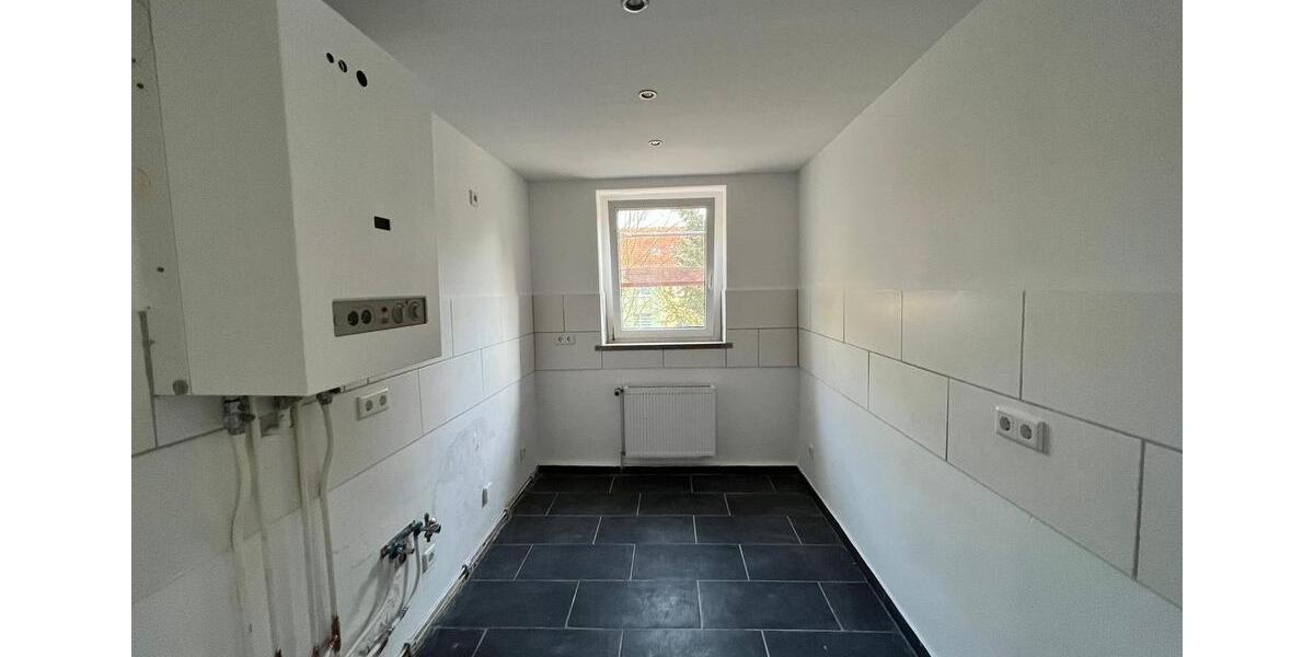 Etagenwohnung Seehausen (Altmark) - 4 Zimmer, 77 m&sup2;, 430&euro; | Angebot:24190203