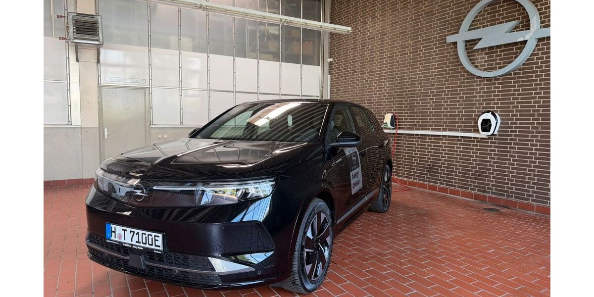 Opel Grandland (X) 5.000 km 38.200 &euro; Garbsen 30823