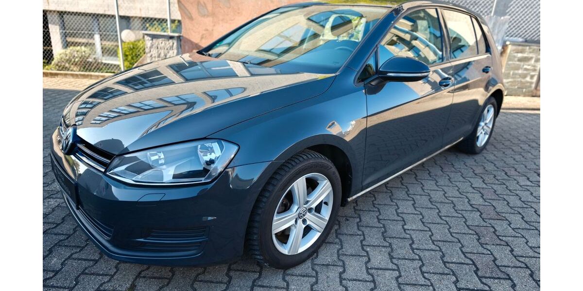 VW Golf 223.000 km 8.490 &euro; Nufringen 71154