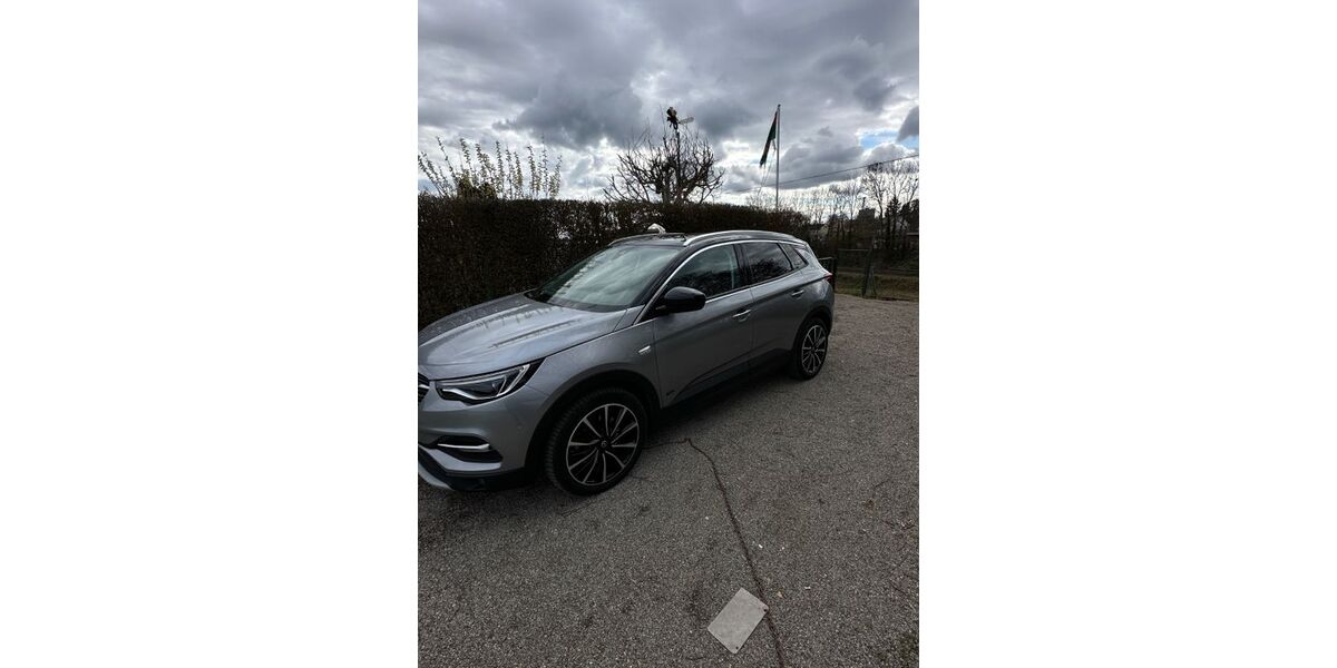 Opel Grandland (X) 58.000 km 17.999 &euro; Augsburg 86156